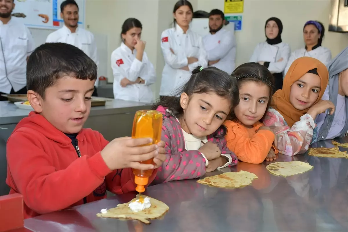 Köy Öğrencileri Aşçılık Deneyimi Yaşadı