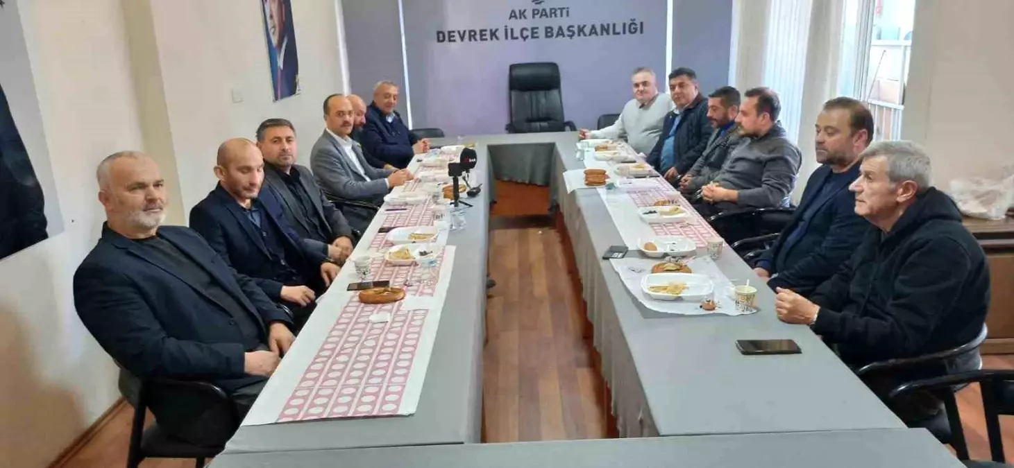 AK Parti Devrek İlçe Başkanlığı Basın Mensupları ile Buluştu