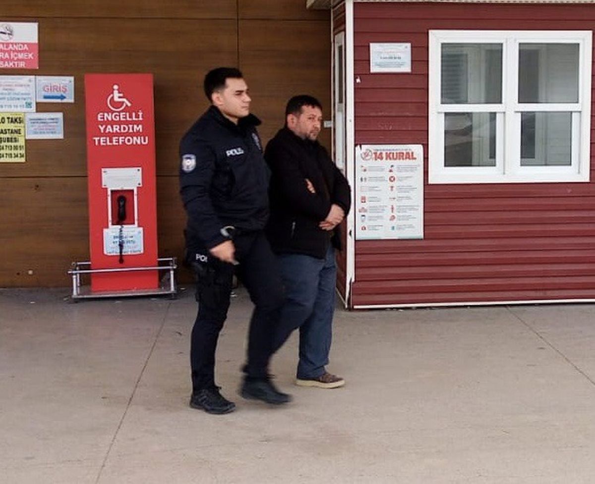 İnegöl\'de Eşine Çekiçle Saldıran Adam Tutuklandı