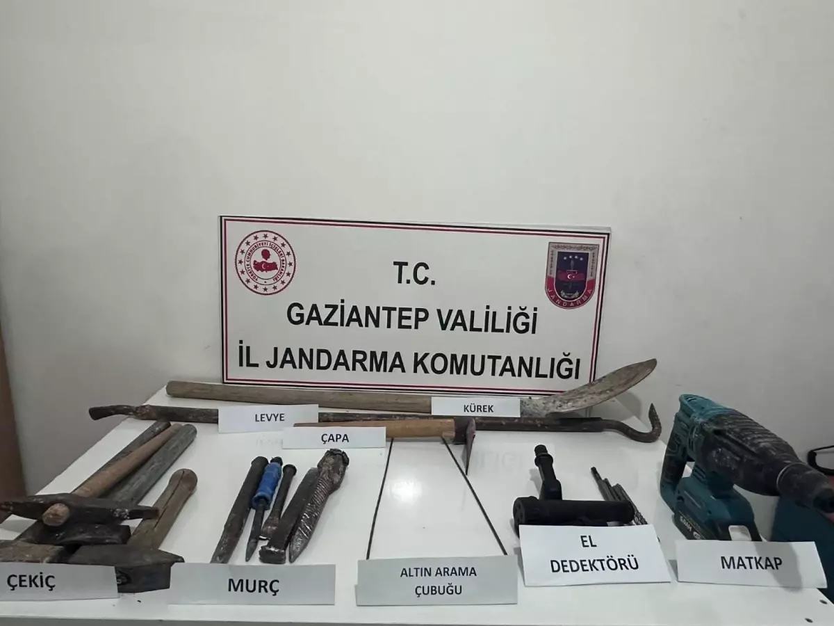 Gaziantep\'te Kaçak Kazı Yapan 3 Şüpheli Yakalandı