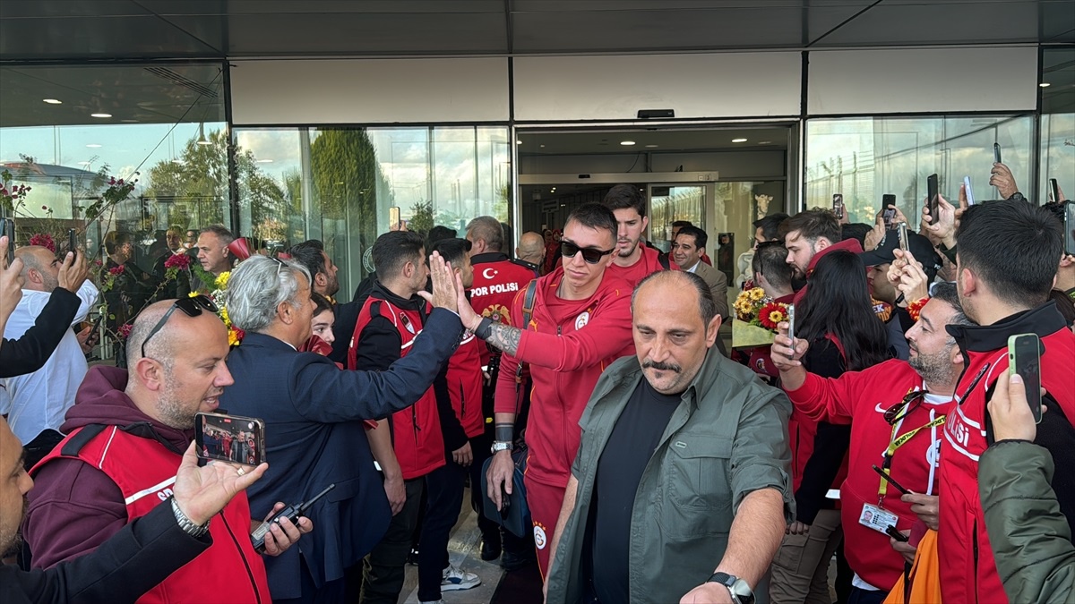Galatasaray Bodrum\'a Geldi