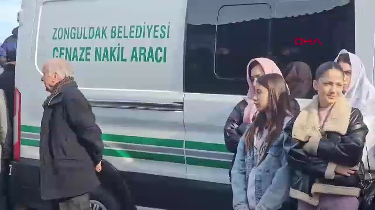 Demir Yolu Kazasında Hayatını Kaybeden Genç için Cenaze Töreni Düzenlendi