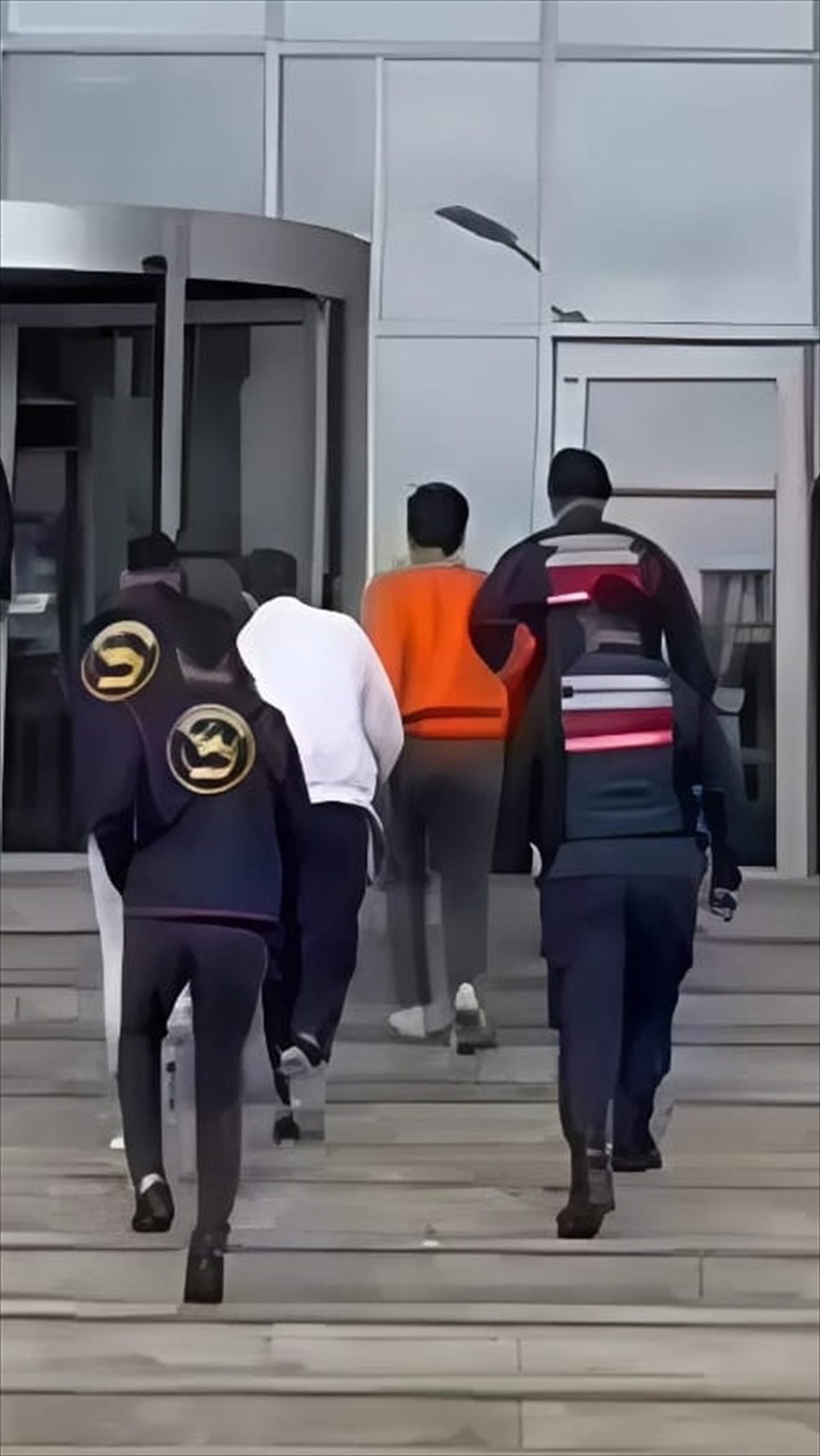 Mersin\'de Market Soygunu: İki Şüpheli Tutuklandı