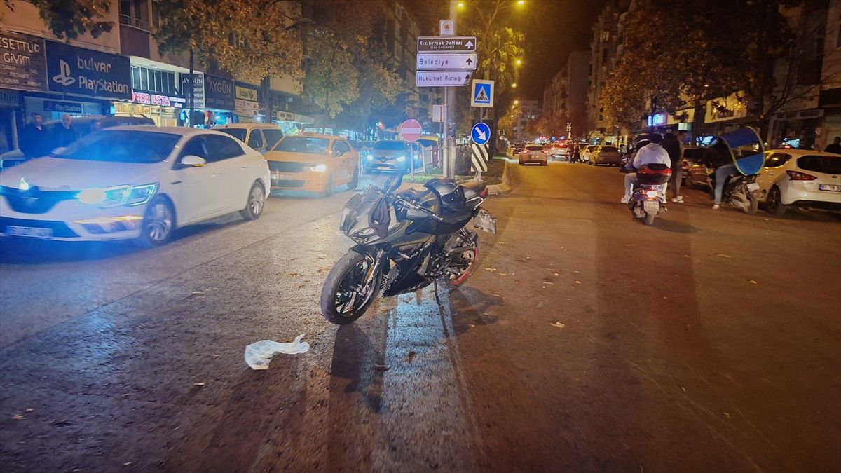 Bafra\'da Motosiklet Kazası: İki Yaralı