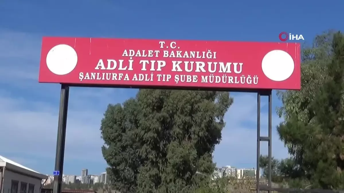 Şanlıurfa\'da Genç Kadın Boğazı Kesilmiş Halde Bulundu