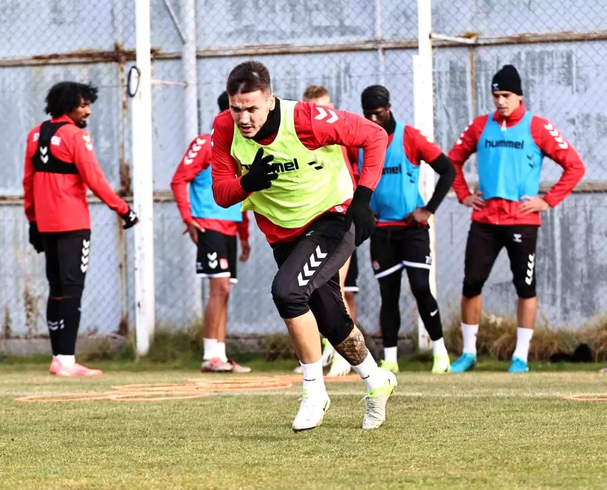 Sivasspor Kasımpaşa Maçına Hazırlanıyor