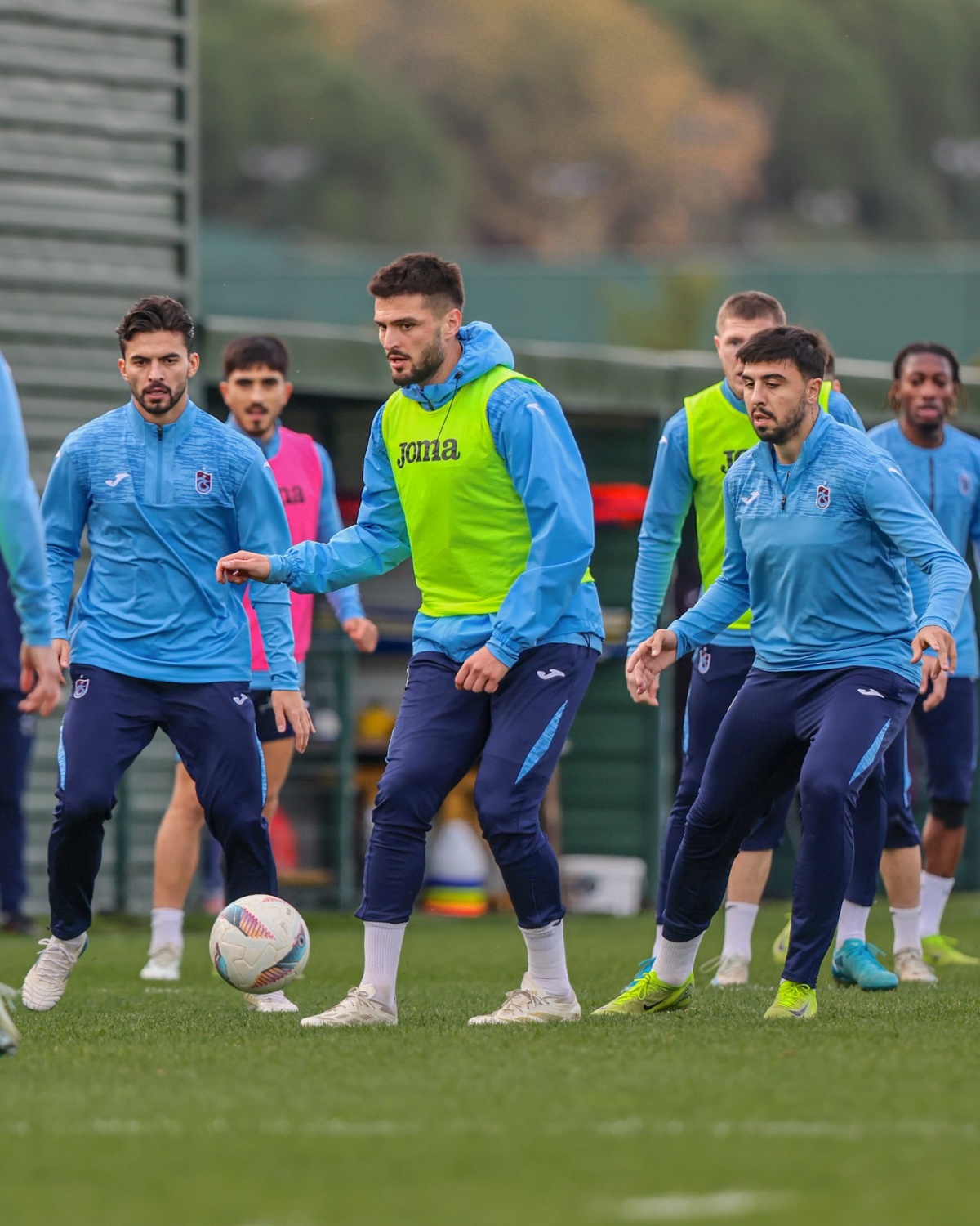 Trabzonspor, Adana Demirspor Maçı İçin Hazırlıklarını Sürdürüyor