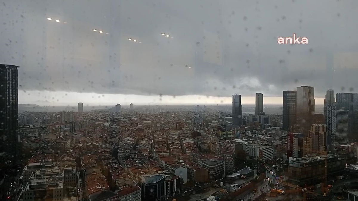İstanbul\'a Soğuk Hava ve Yağış Uyarısı