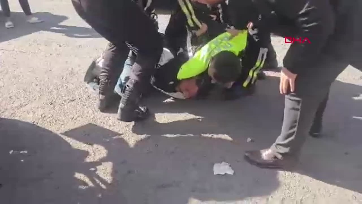 Şanlıurfa\'da Ehliyetsiz Sürücüye Ceza: Arbede ve Gözaltı