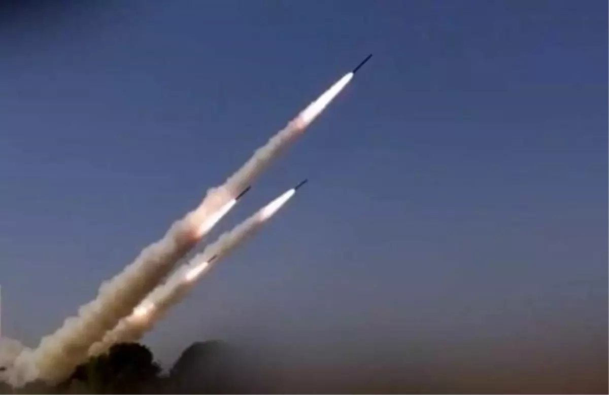 Hizbullah\'tan İsrail\'e Roket ve Top Atışı