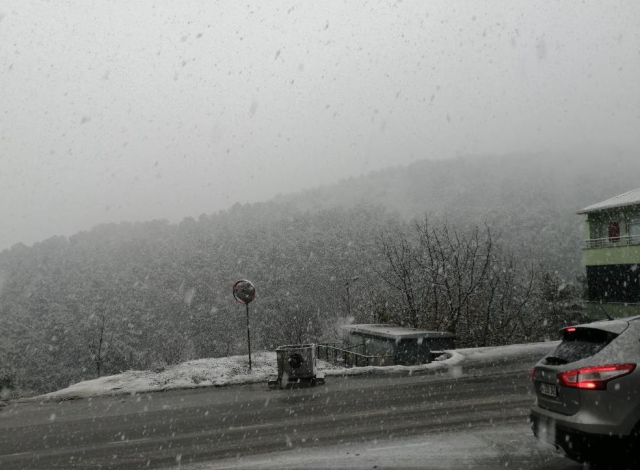 İstanbul'da beklenen kar yağışı başladı