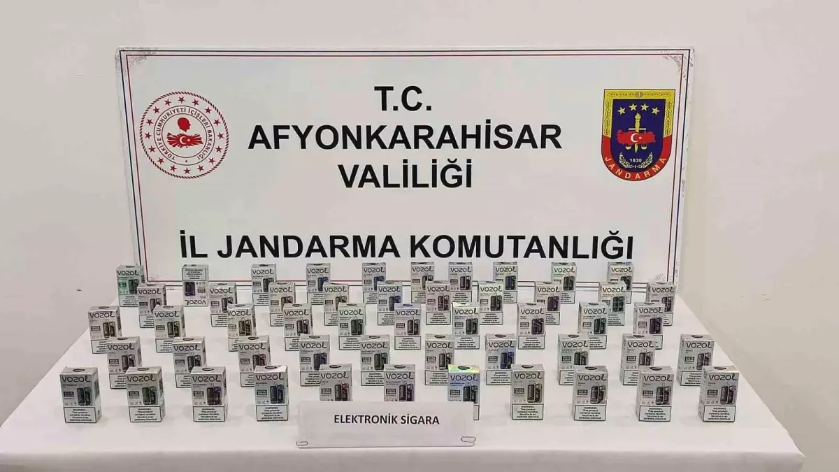 Afyon\'da Jandarmadan Elektronik Sigara Operasyonu