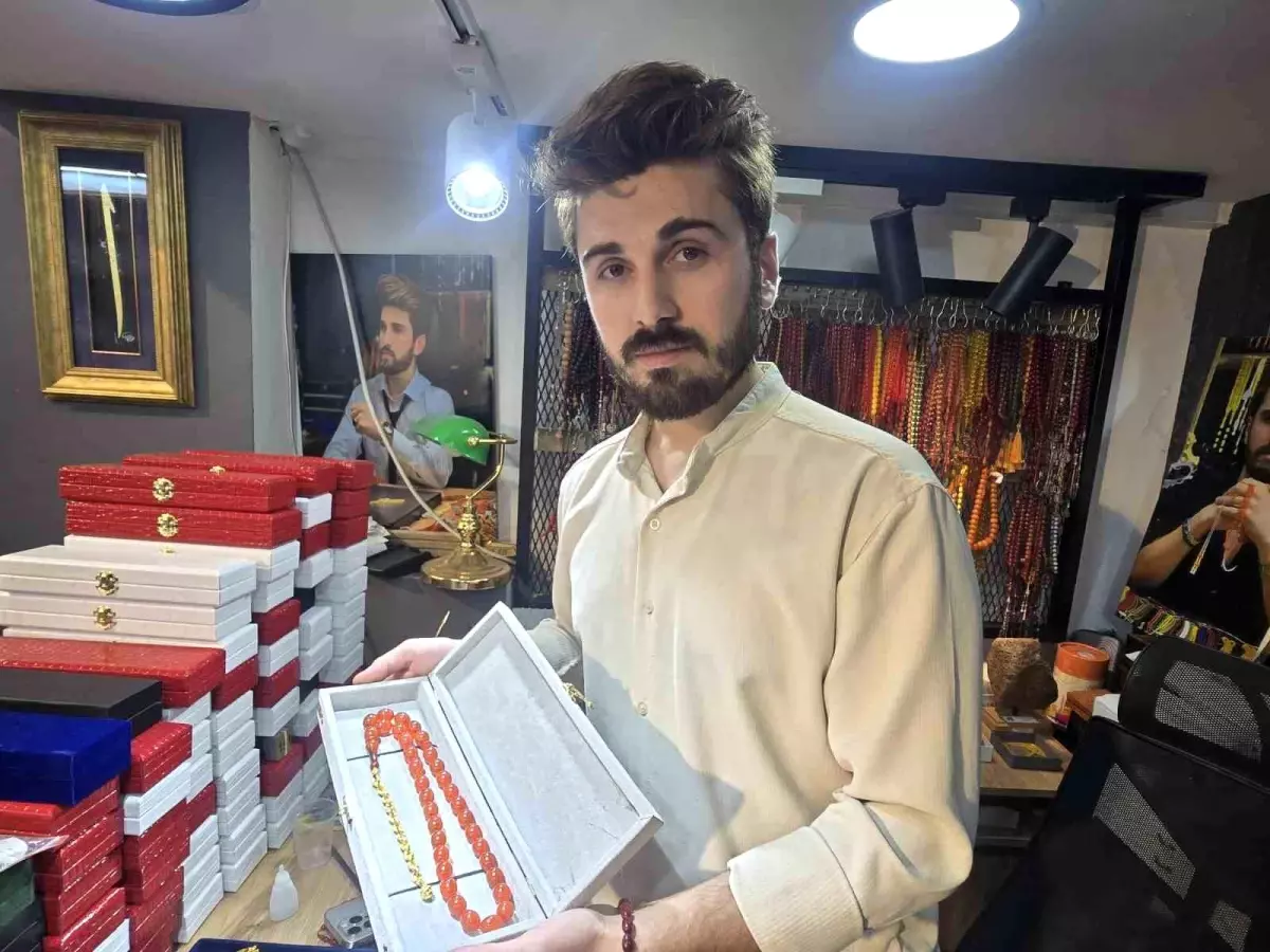 Elazığ\'da 200 Yıllık Tespih 330 Bin Lira