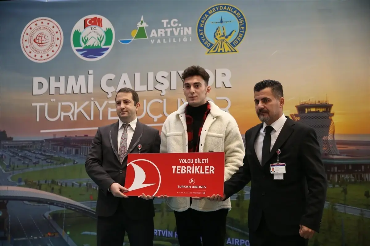 Rize-Artvin Havalimanı\'nda yolcu sayısı 2,5 milyonu aştı