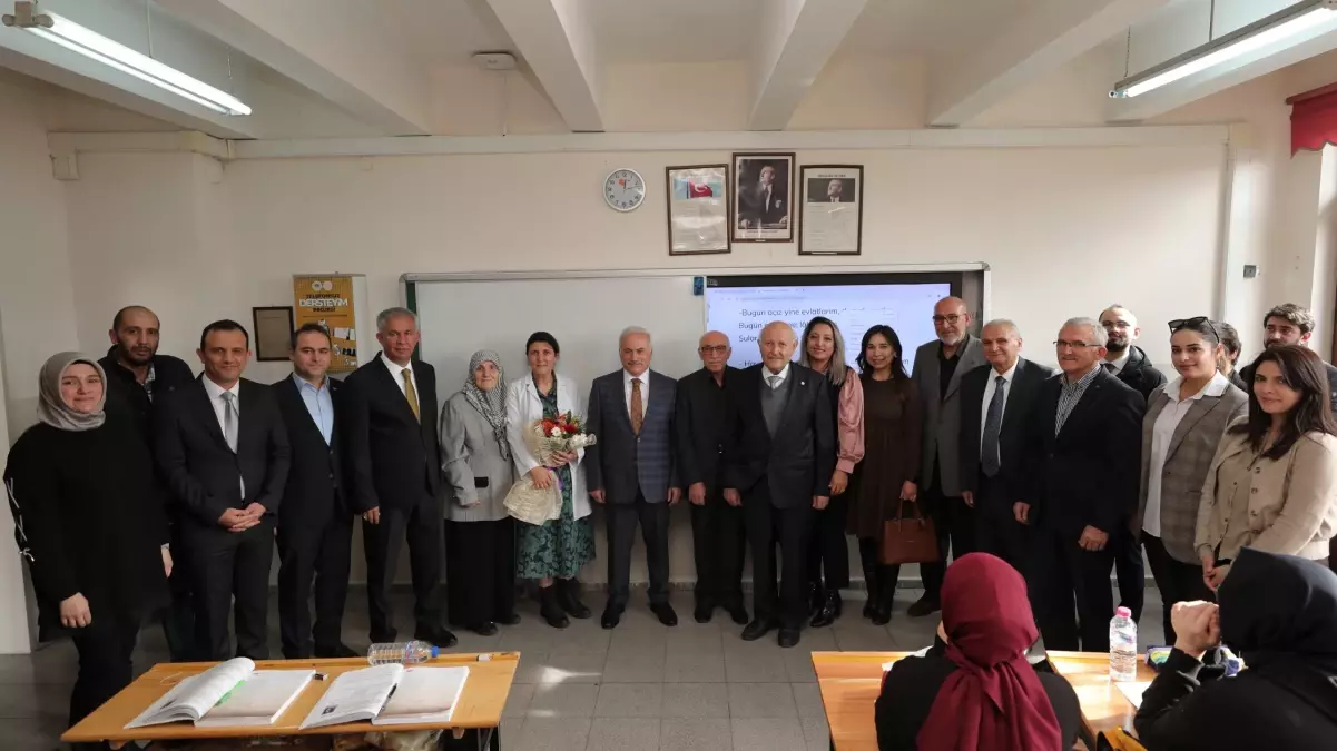 Aksaray\'da Öğretmenler Günü\'nde Duygusal Sürpriz