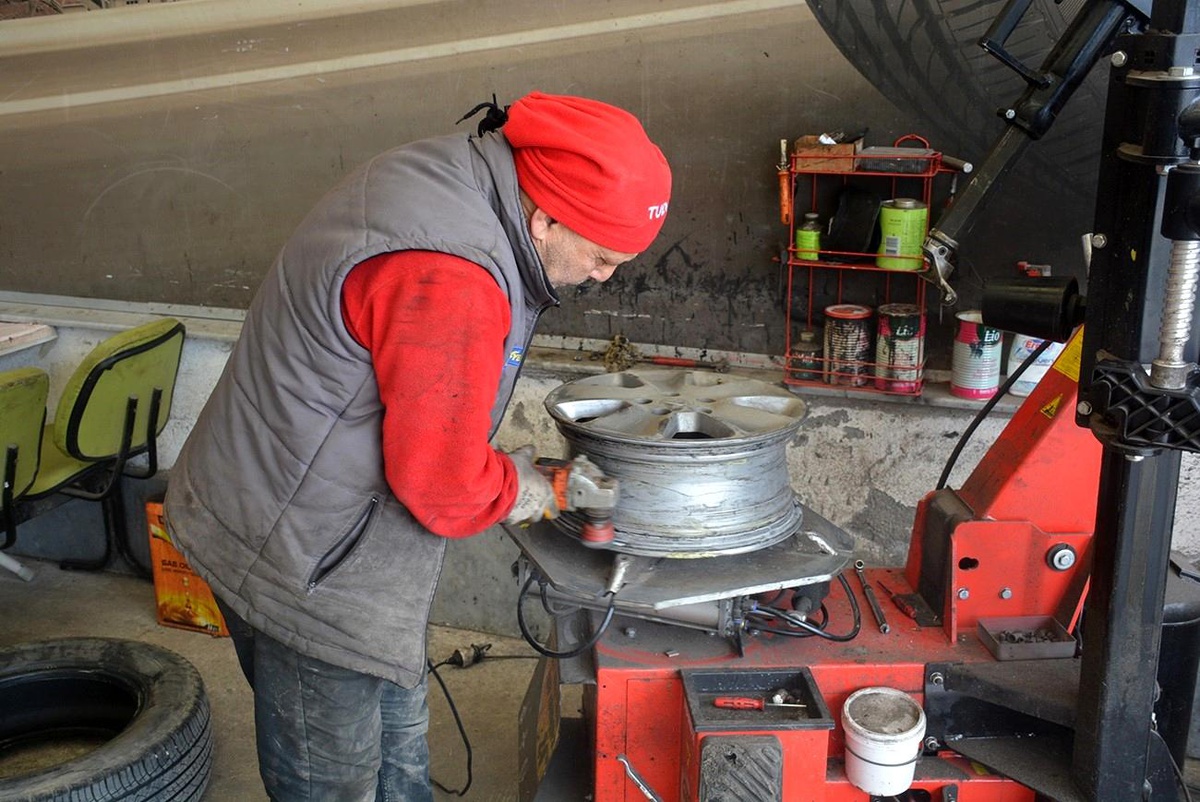 Sinop\'ta Kış Lastiği Zamanı