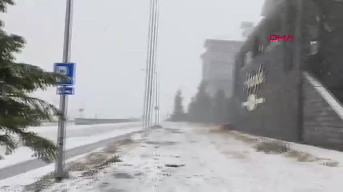 Uludağ\'a Kar Yağdı