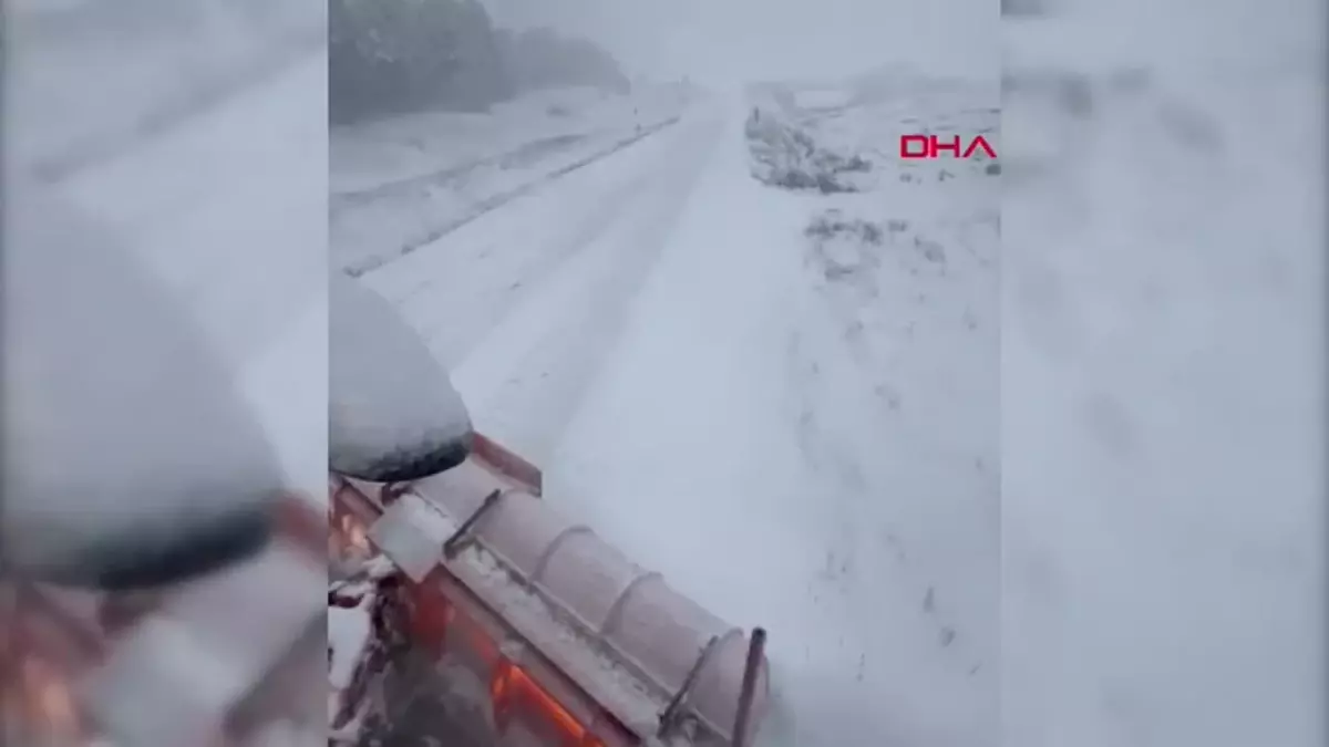 Adana\'nın Kuzey İlçelerinde Kar Yağışı Başladı