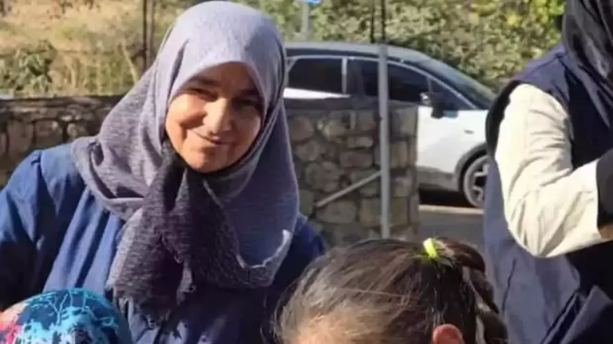 Batman\'da karşıya geçmeye çalışan 2 kadından 1\'i öldü, geriye yürek yakan görüntüler kaldı