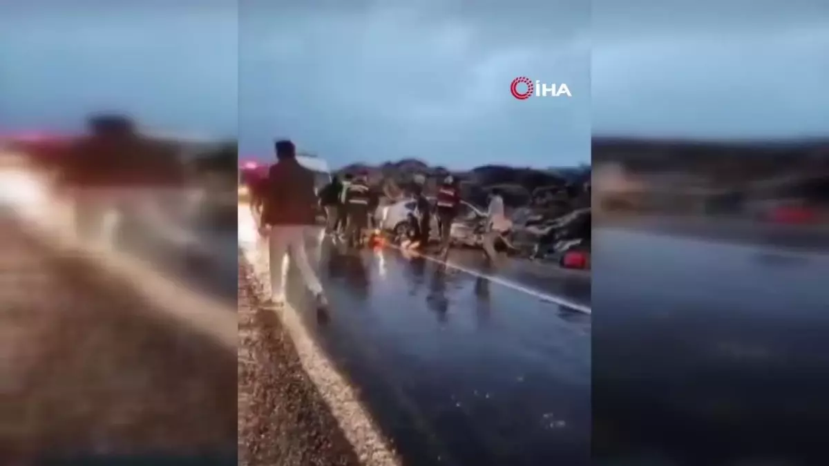 Diyarbakır\'da Trafik Kazası: 3 Ölü, 2 Yaralı