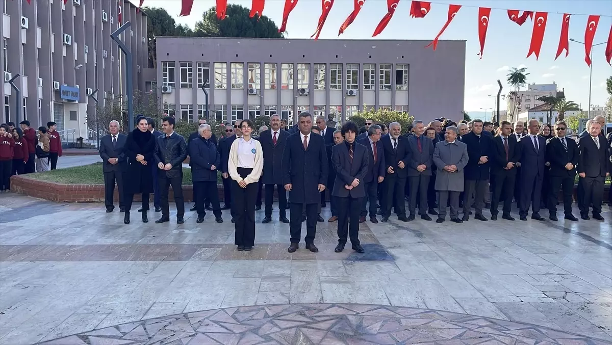 Öğretmenler Günü Törenleri İzmir ve Aydın\'da Yapıldı