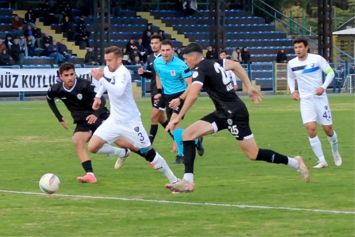 Karacabey Belediyespor, Nazilli Spor\'u 3-0 Mağlup Etti