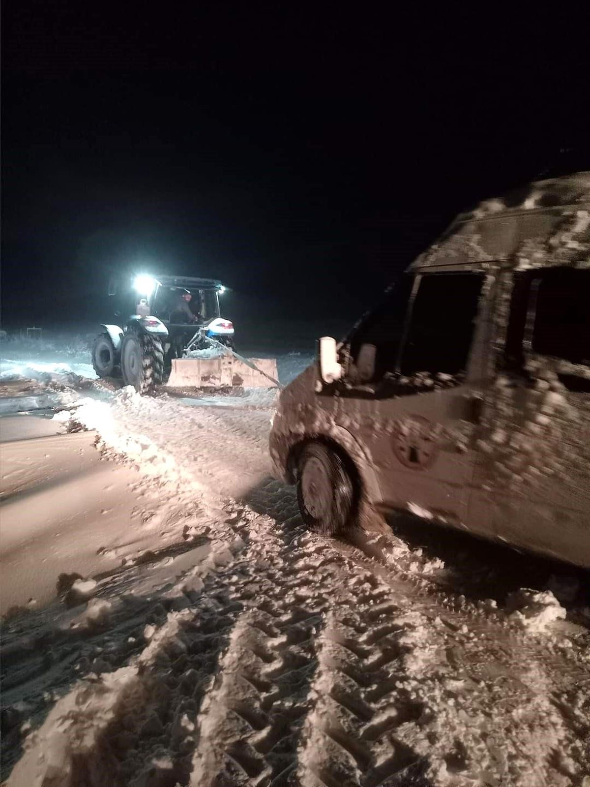 Kayseri\'de Kar Yağışı: 1200 Kişi Kurtarıldı