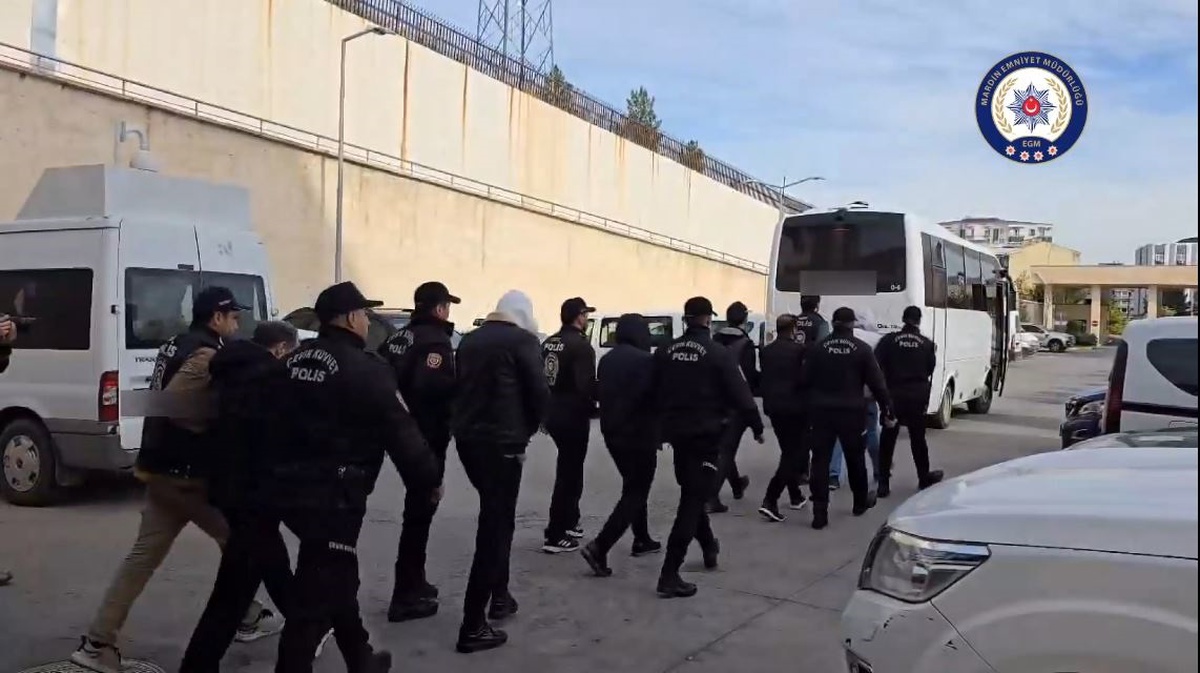 Mardin ve İstanbul\'da Yasa Dışı Bahis Operasyonu: 16 Gözaltı