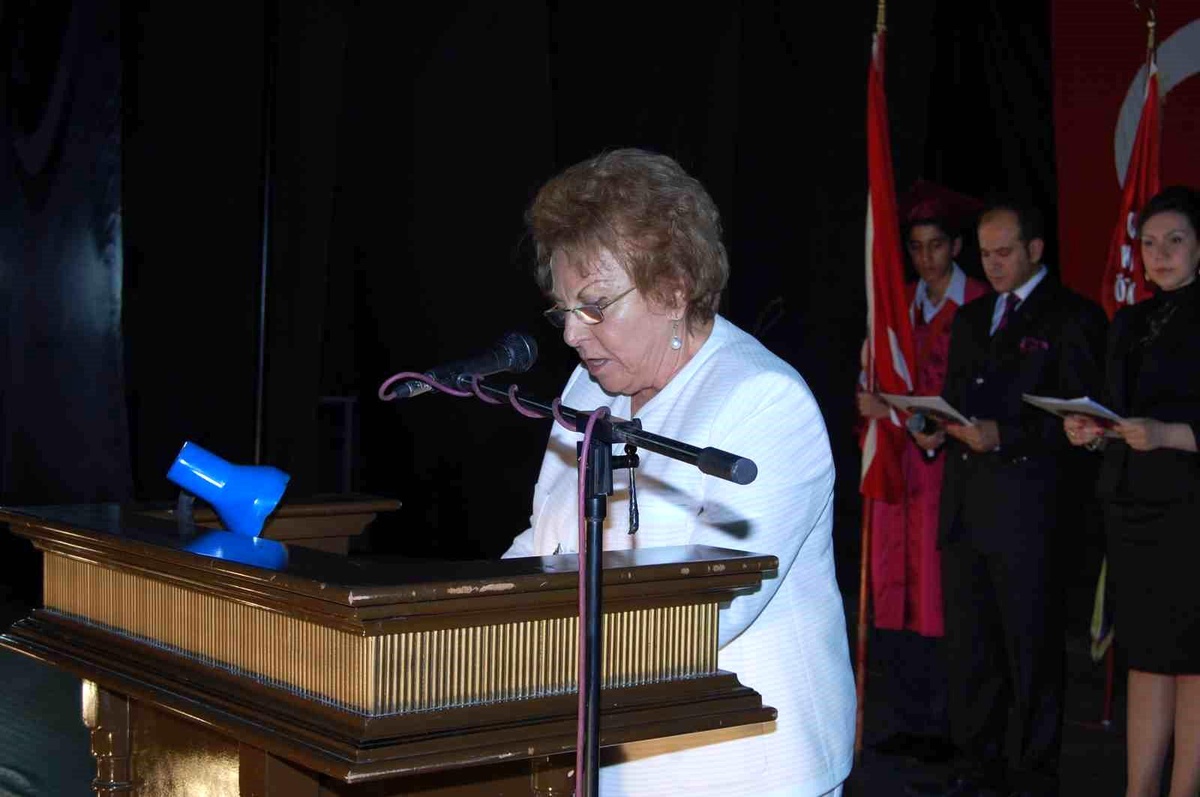 Öğretmenler Günü\'nde Anlamlı Mesaj