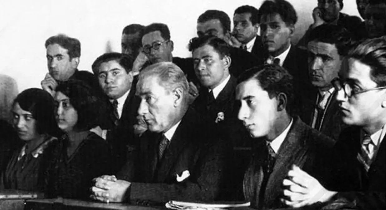 24 Kasım Öğretmenler Günü