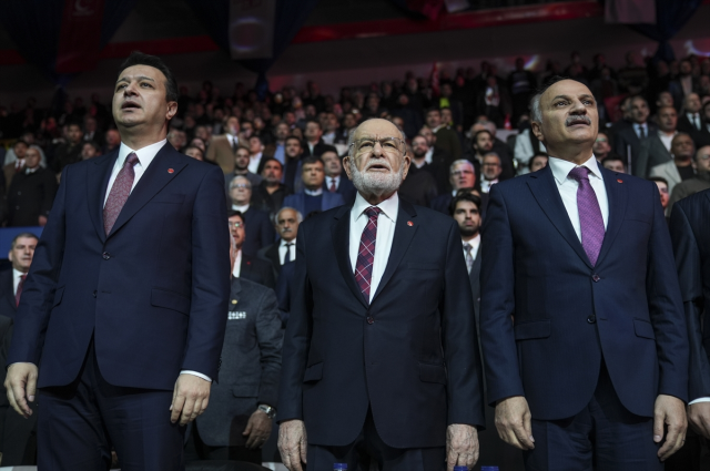 Saadet Partisi'nde yeni genel başkan Mahmut Arıkan