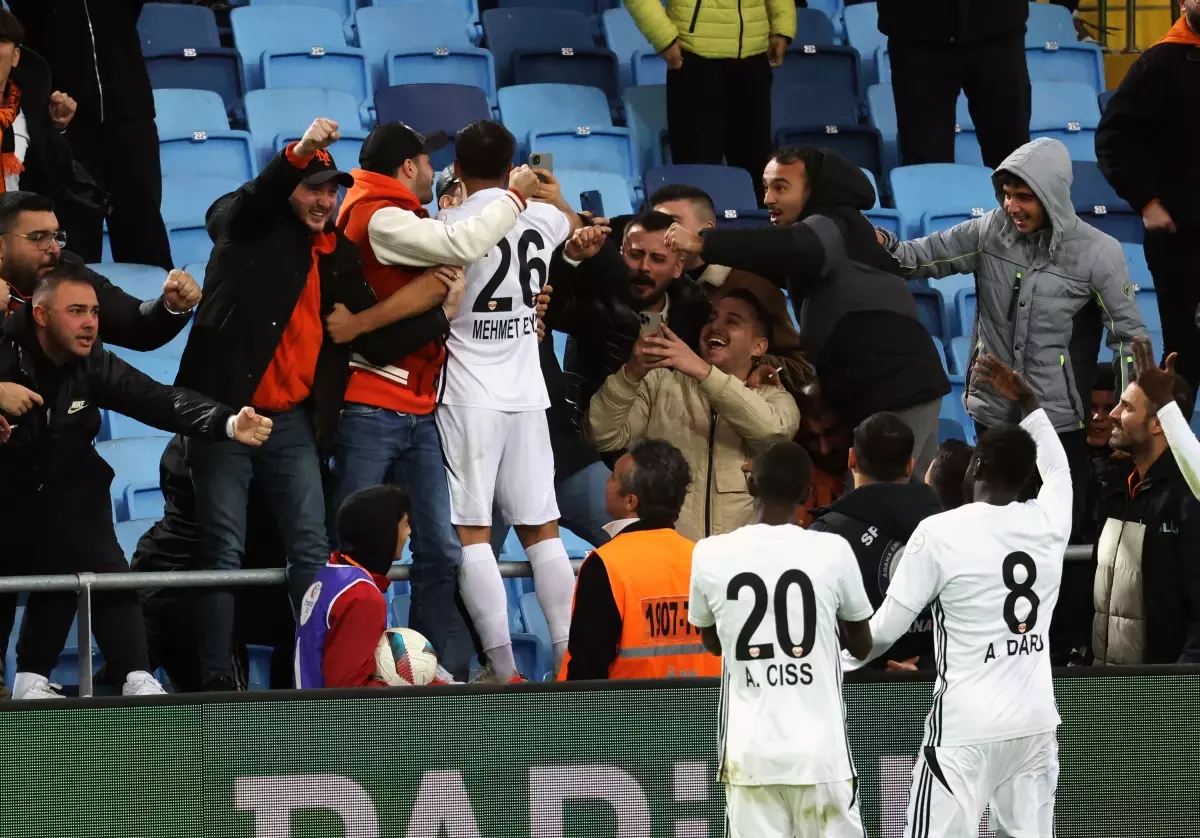 Adanaspor ve Sakaryaspor 1-1 Berabere Kaldı