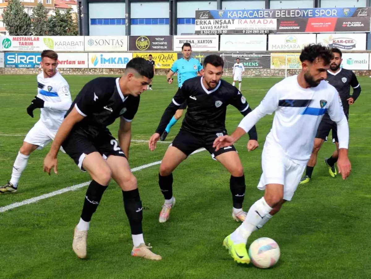 Karacabey Belediyespor, Nazillispor\'u 3-0 Mağlup Etti