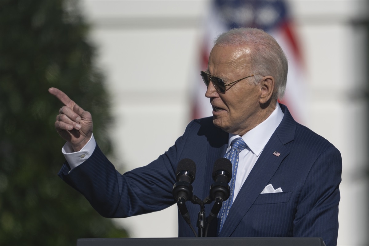 Biden, Şükran Günü\'nde İki Hindiyi Affetti