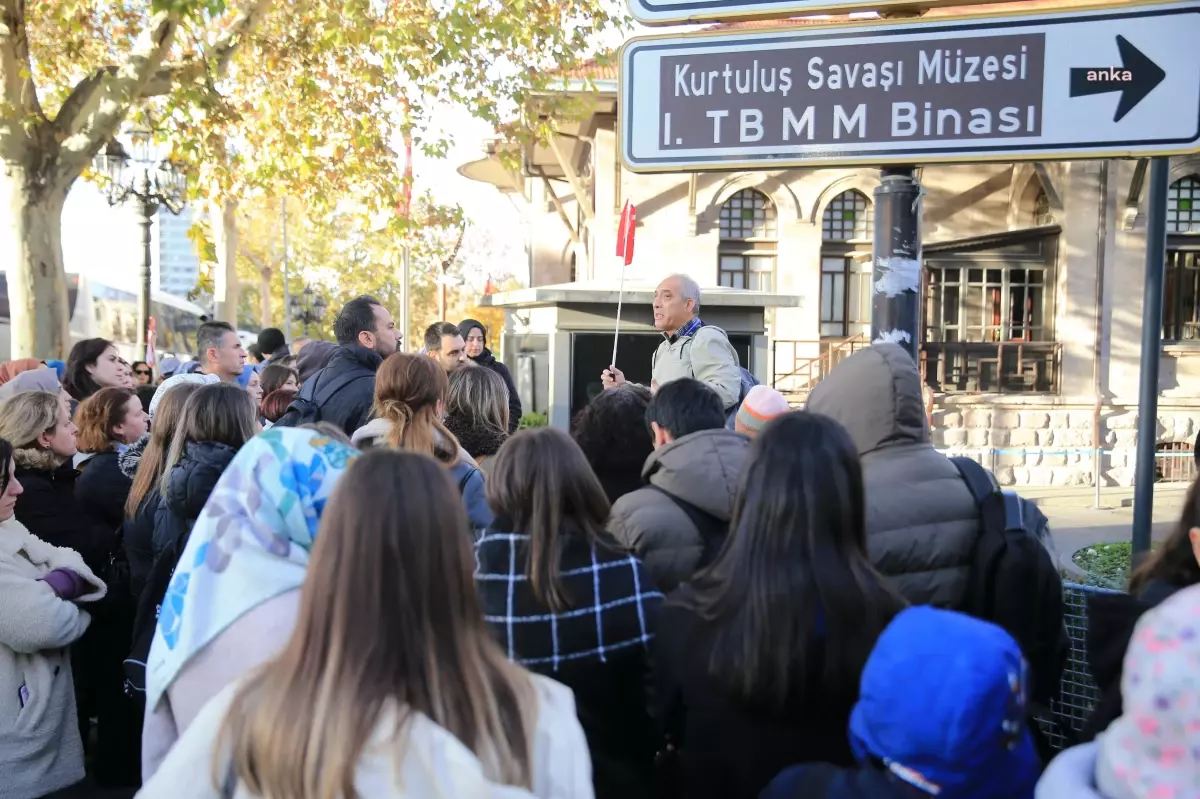 Bayrampaşa Belediyesi, Düzenlediği Gezi Programıyla Öğretmenleri Ankara\'da Ağırladı