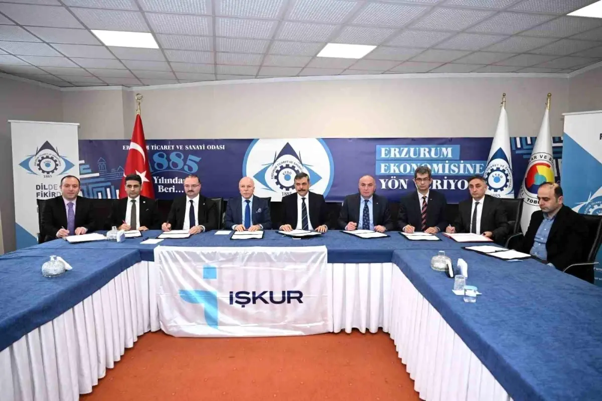 Çalışma hayatına nefes aldıracak Nitelikli İş Gücü Yetiştirme Programı (NİYEP) Türkiye\'de ilk kez ETSO\'da imzalandı