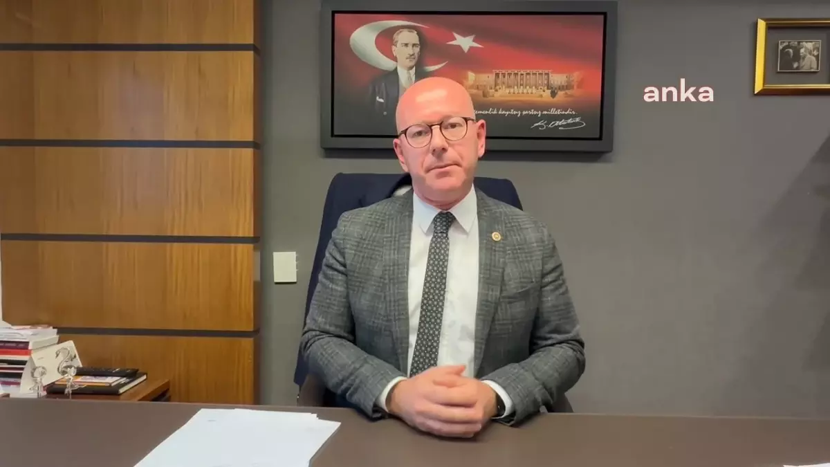 CHP\'li Sarı, Bandırma\'ya Stat Sözü İçin Bakan\'ı Uyardı