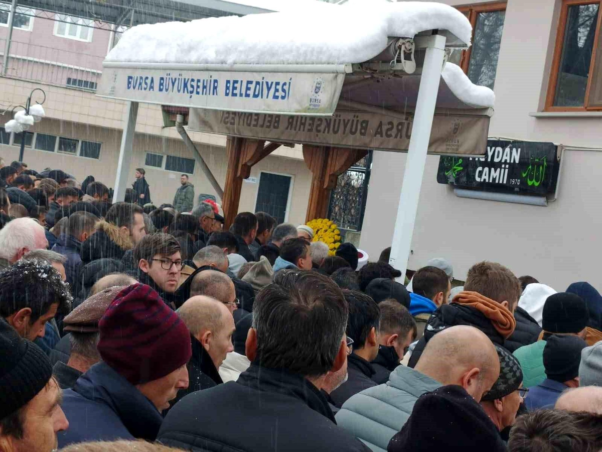 İnegöl\'de Elektrik Teknisyeni Hayatını Kaybetti
