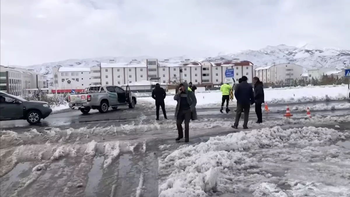 Erzincan-Sivas Kara Yolu Kontrollü Ulaşıma Açıldı