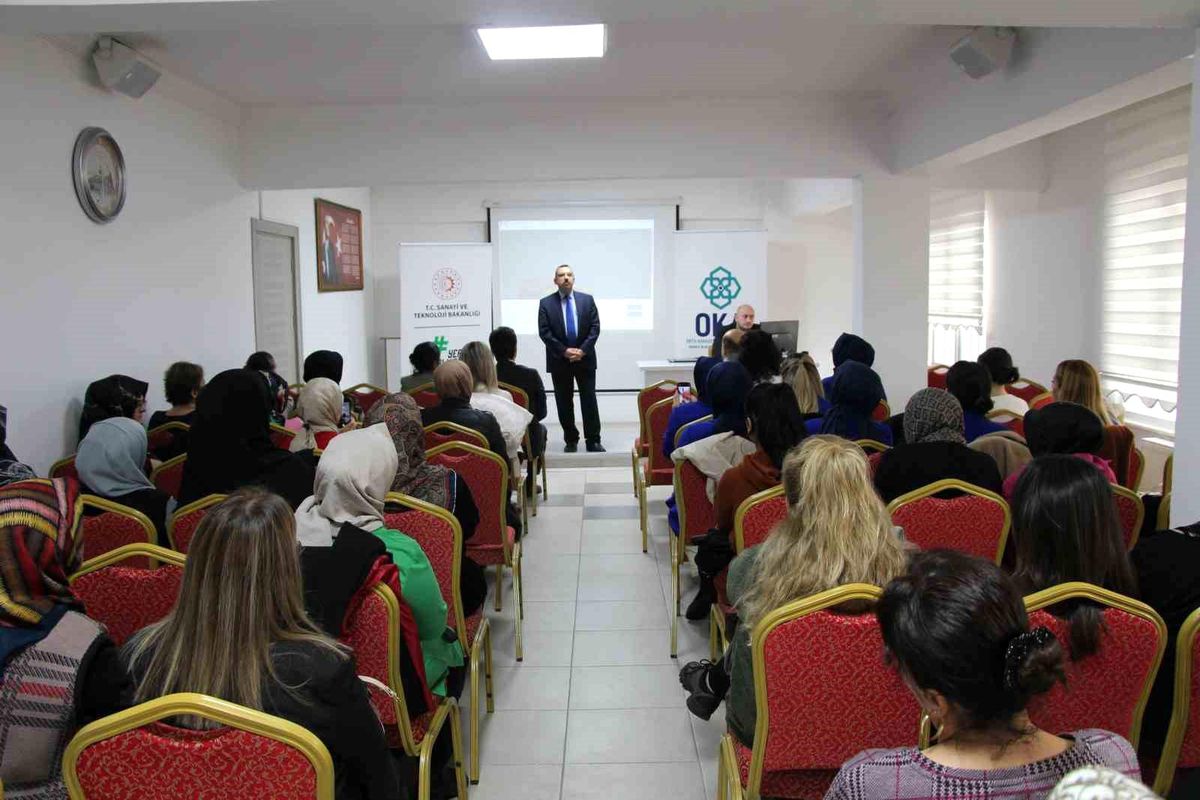 Kadın Girişimciliği Destekleyen Seminerler Tokat\'ta Başladı
