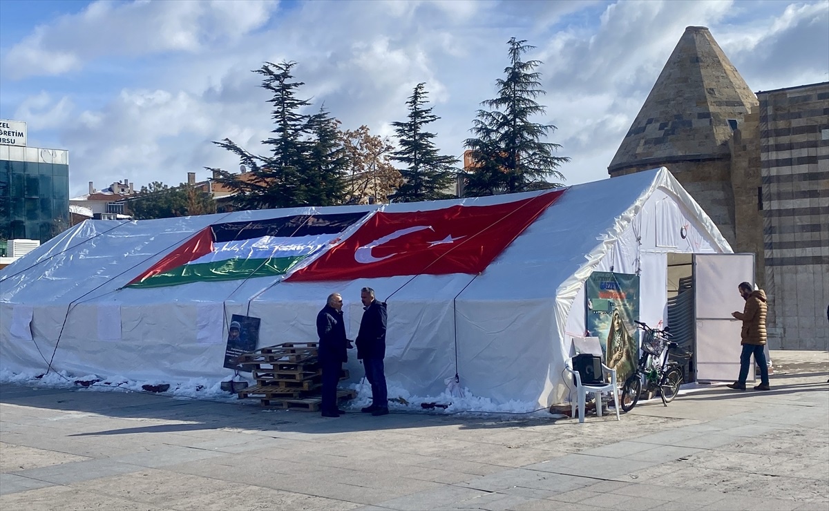 Gazze\'ye Yardım Kampanyası Başlatıldı