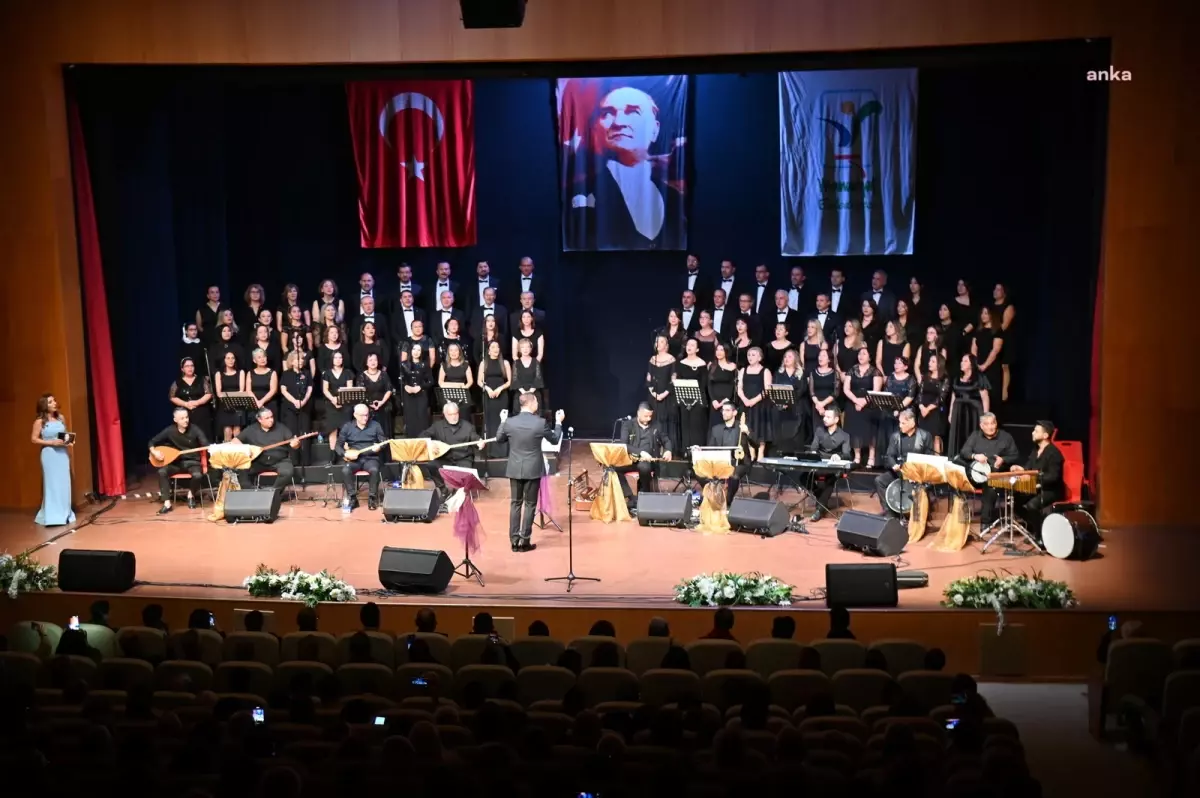 Manavgat\'ta Öğretmenler Günü İçin Atatürk Konseri Düzenlendi