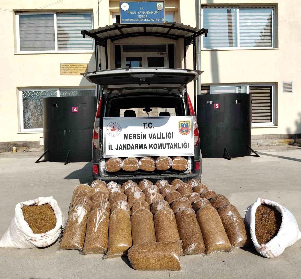 Mersin\'de 455 kg Kaçak Tütün Ele Geçirildi