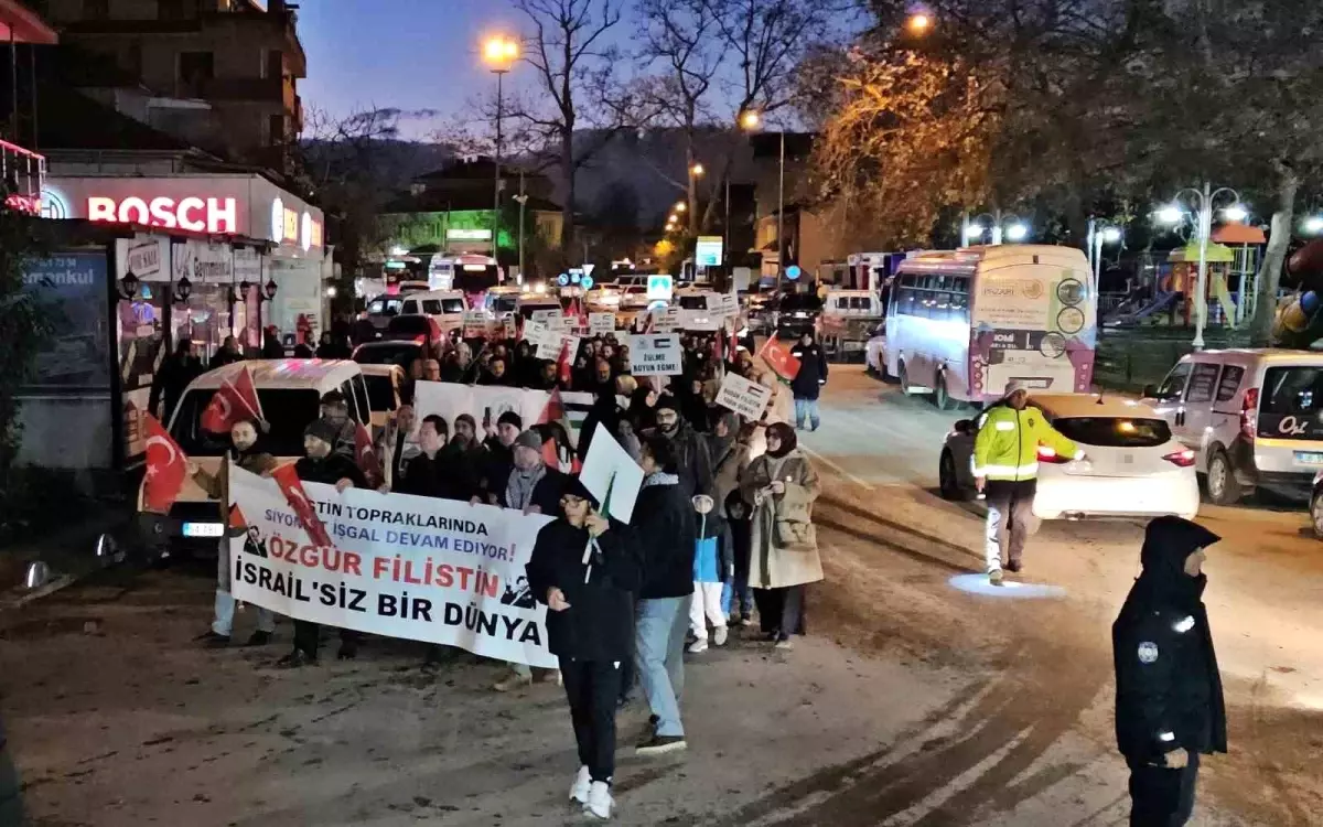 Sakarya\'da Filistin\'e destek yürüyüşü