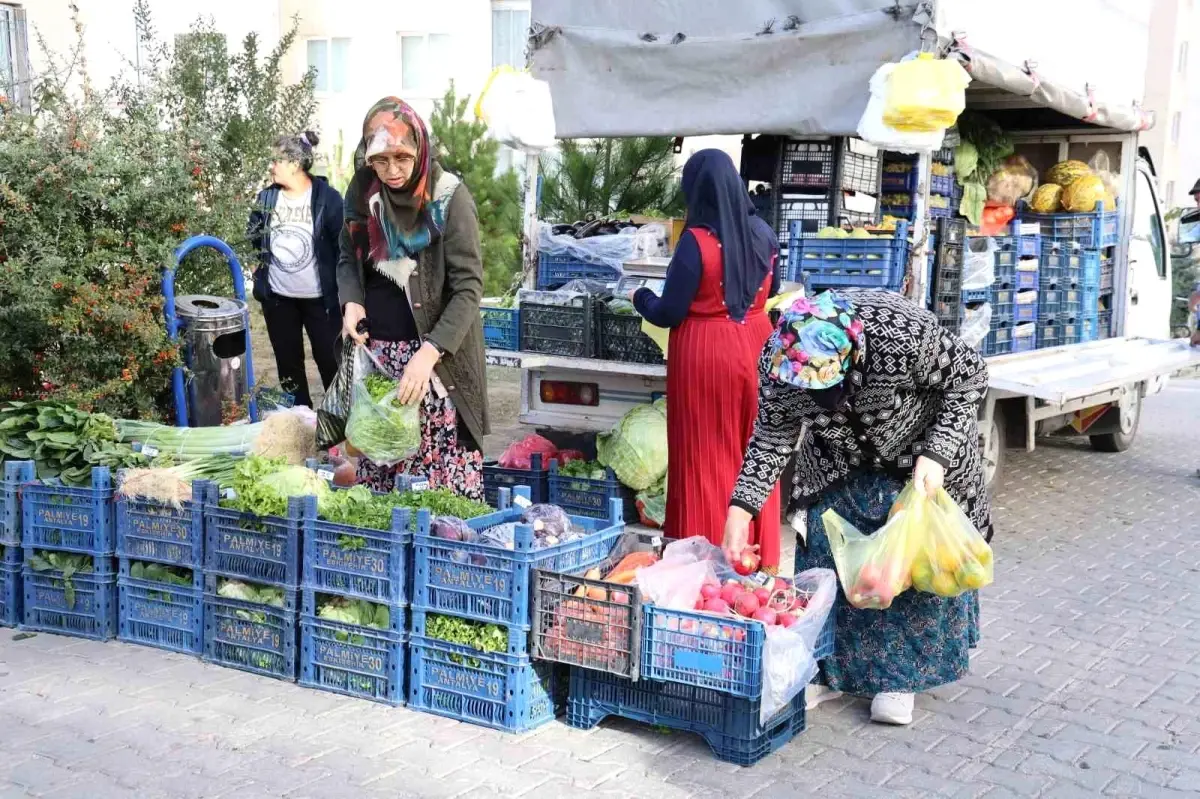 Eskişehir\'de Karapınar Mahallesi\'nde Alışveriş Sorunları İsyanı