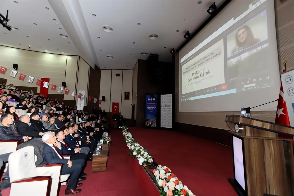 Kadınlar İçin Dijital Güvenlik Çalıştayı