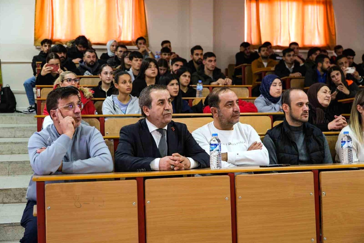 Erzurum\'da Siber Suçlar Eğitimi