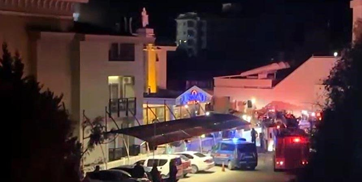 Alanya\'daki Otelde Yangın Paniği