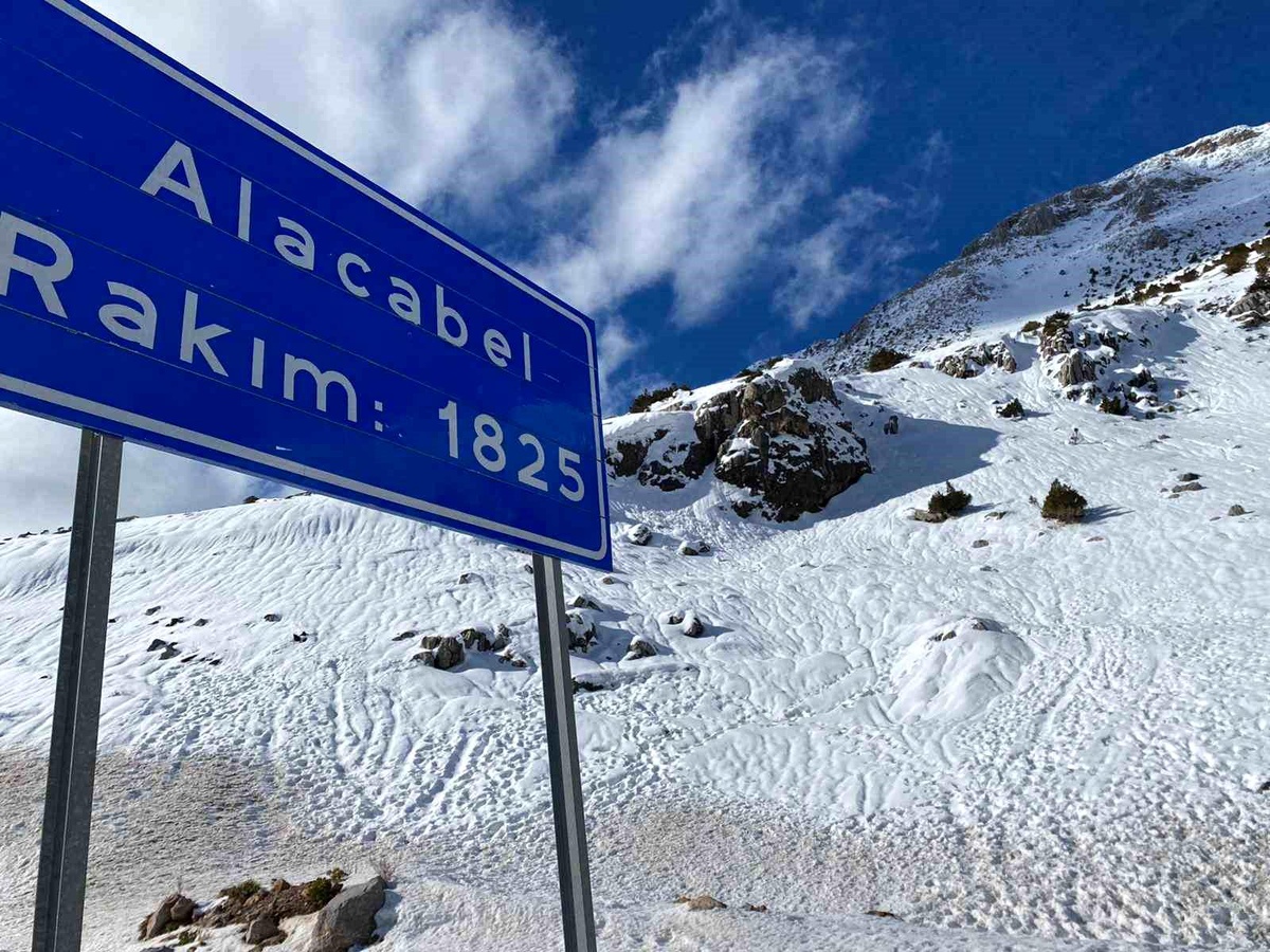 Antalya-Konya Karayolu Açıldı
