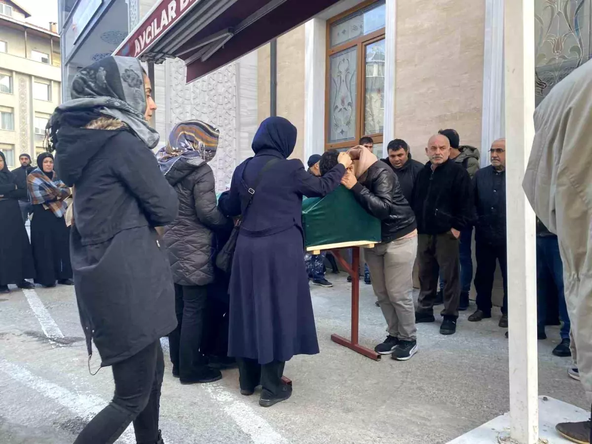 Berber Özsökük Son Yolculuğuna Uğurlandı